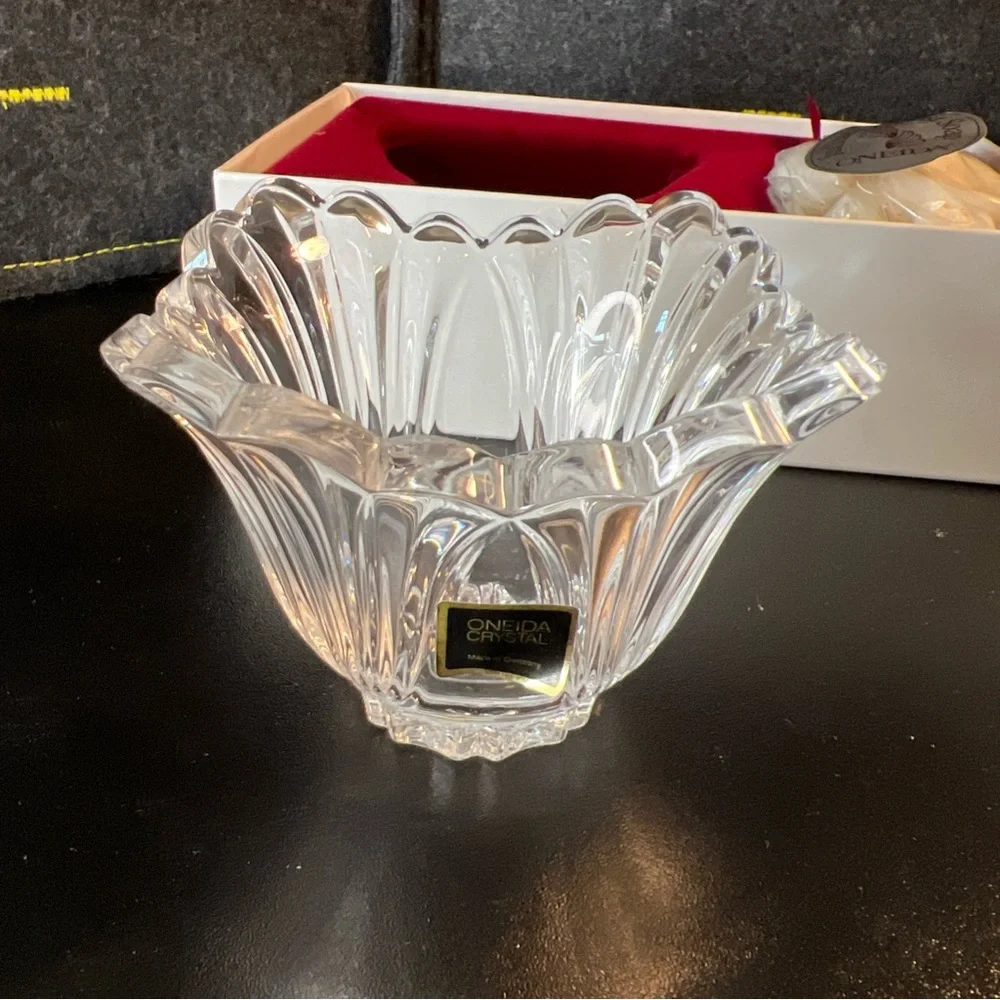 Oneida crystal juilliard